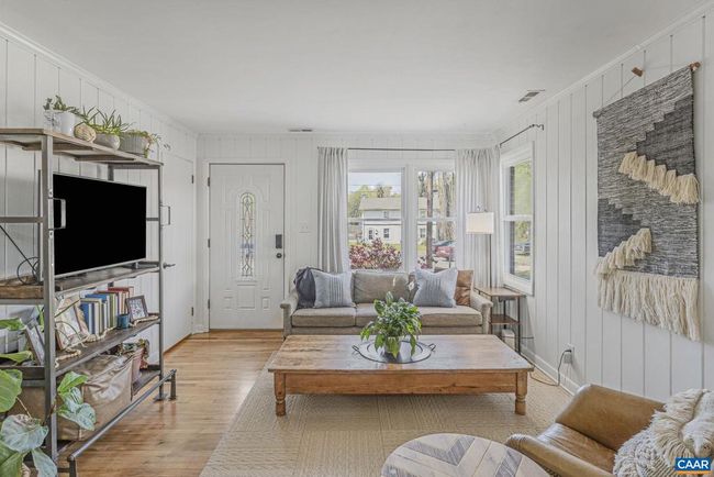 124 N Baker St, House other with 3 bedrooms, 1 bathrooms and null parking in CHARLOTTESVILLE VA | Image 6