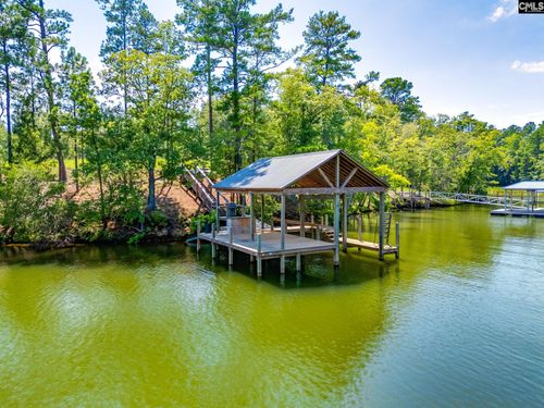 977 Retreat Way, Ridgeway, SC, 29130-8937 | Card Image