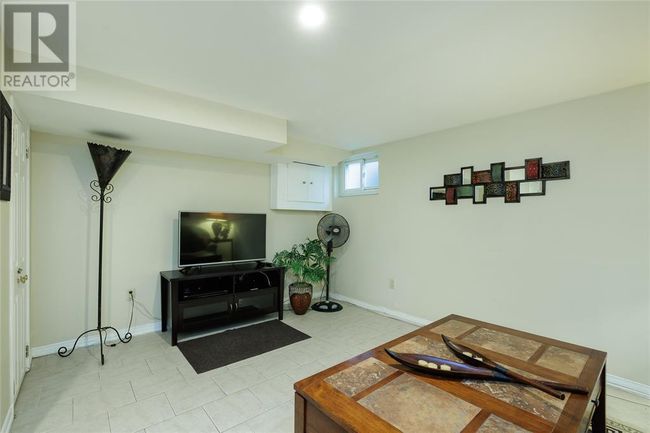 17 - 27 Turner Dr, Townhouse with 3 bedrooms, 2 bathrooms and null parking in Sarnia ON | Image 33