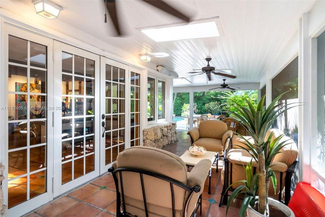 3613 Royal Palm Ave, House other with 4 bedrooms, 5 bathrooms and null parking in Miami FL | Image 9