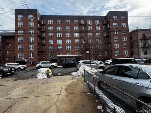 3j-144-24 37th Ave, Flushing, NY, 11354-5907 | Card Image