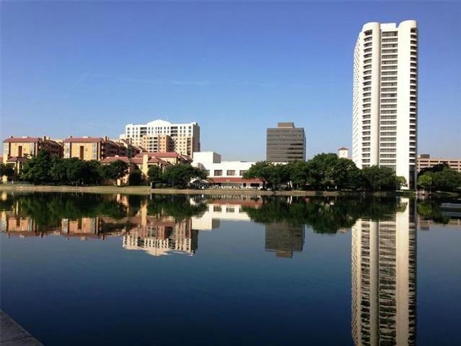 Come experience firsthand the perfect marriage of luxury finishes, thoughtful design, and lifestyle-enhancing amenities. Whether you’re seeking a sophisticated urban retreat, a hub for entertaining friends and family, or a turnkey lock-and-leave residence, this 14th-floor end-unit condo in Las Colinas delivers an unrivaled living experience. | Image 40