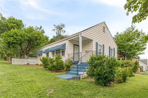 1141 Jefferson Ave, East Point, GA, 30344-2807 | Card Image