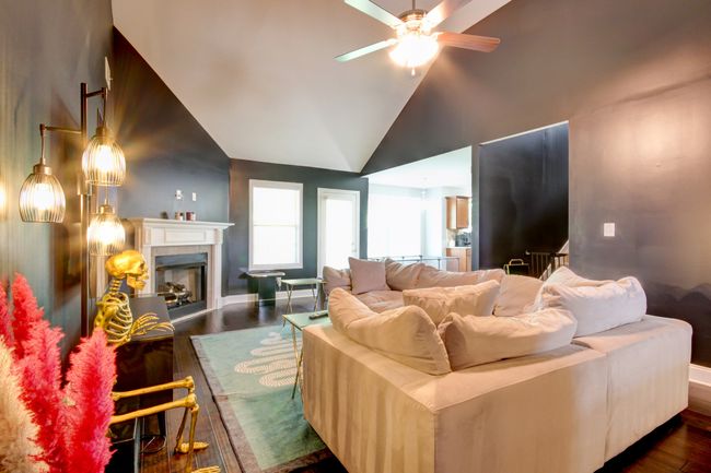 1029 Charles Thomas Dr, House other with 3 bedrooms, 2 bathrooms and 2 parking in Clarksville TN | Image 5