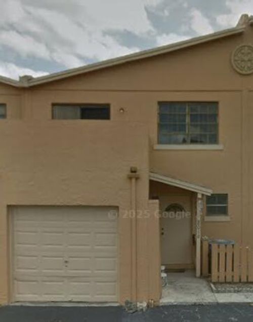 8016 Nw 27th Court, Sunrise, FL, 33322 | Card Image