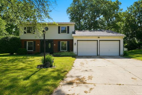 6236 Chaucer Ct, South Bend, IN, 46614-6101 | Card Image