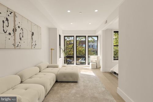 4-3923 14th St Nw, WASHINGTON, DC, 20011-5405 | Card Image