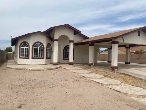 506 N Fuentes Dr, San Luis, AZ, 85336-7062 | Card Image