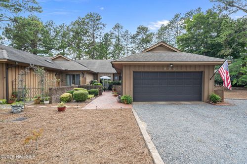 470 Midland Dr, Pinehurst, NC, 28374-8247 | Card Image