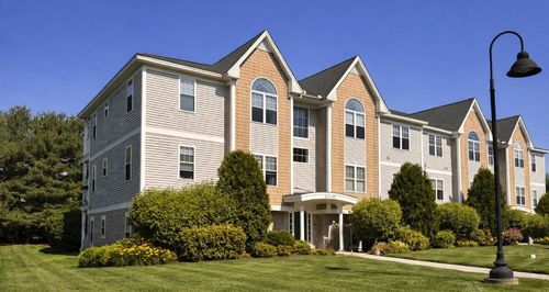 305-200 Roger Williams Ave, Rumford, RI, 02916-3375 | Card Image