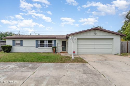 1432 Meadowlark Dr, DELTONA, FL, 32725-4625 | Card Image