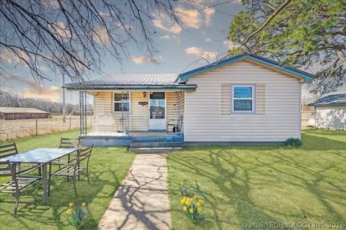 470025 Highway 101, Sallisaw, OK, 74955-8562 | Card Image
