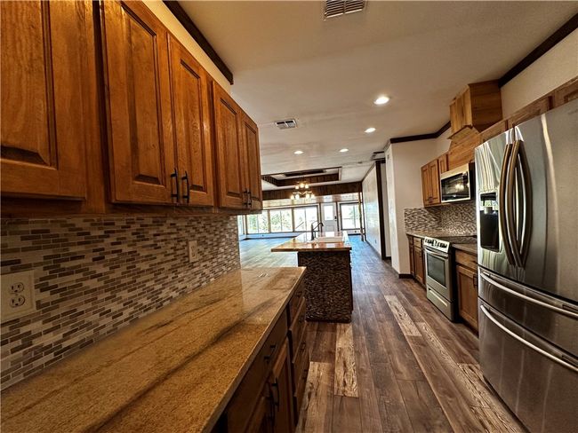 166 Cenesia, House other with 3 bedrooms, 2 bathrooms and null parking in Sandia TX | Image 6