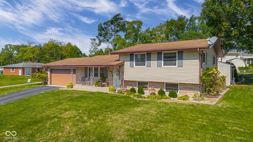 3035 Beech Ct, Columbus, IN, 47203-3100 | Card Image