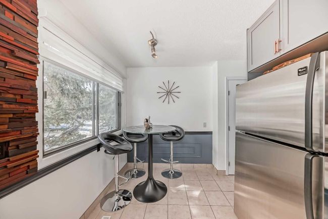 23 - 10457 19 Street Sw, Home with 3 bedrooms, 2 bathrooms and 2 parking in Calgary AB | Image 12