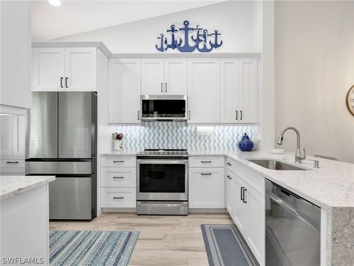 apt-204-6890 Huntington Lakes Cir, NAPLES, FL, 34119-8003 | Card Image