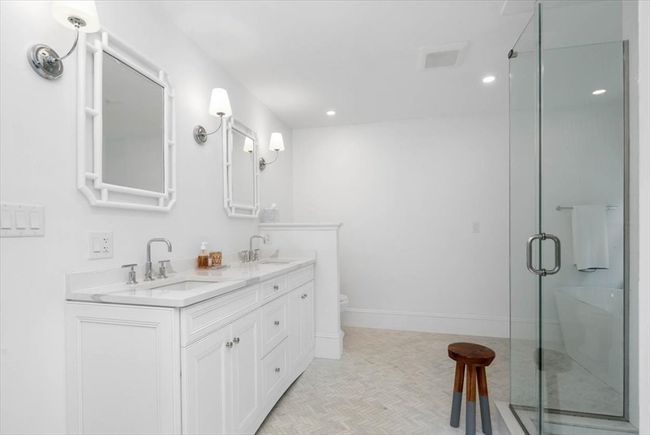 1040 Main St, House other with 3 bedrooms, 3 bathrooms and 6 parking in Hingham MA | Image 27