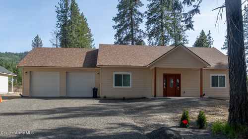 275 F St, Plummer, ID, 83851-9811 | Card Image