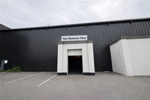 7-4256 Carroll Ave, Niagara Falls, ON, L2E7J2 | Card Image