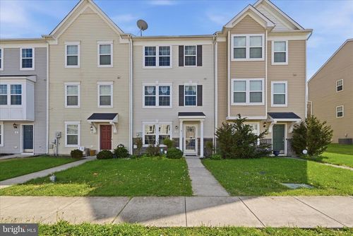 53 Private Ct, BUNKER HILL, WV, 25413-1102 | Card Image