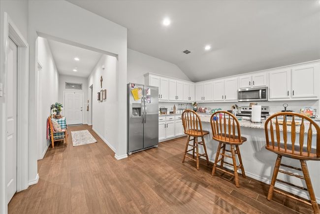609 Autumn Ave, House other with 3 bedrooms, 2 bathrooms and null parking in Justin TX | Image 13