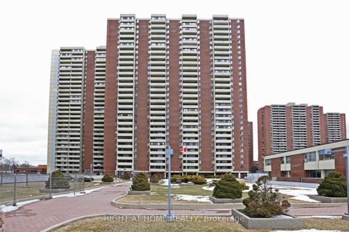 717-5 Massey Sq, East York, ON, M4C5L6 | Card Image