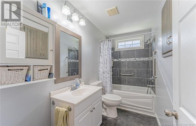 31 Longs Creek Rd, House other with 2 bedrooms, 2 bathrooms and null parking in Upper Kingsclear NB | Image 24