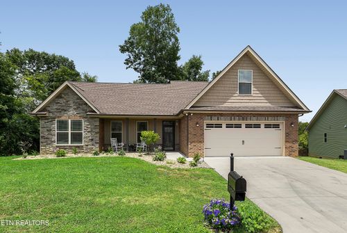 533 Greystoke Ln, Knoxville, TN, 37912-2160 | Card Image