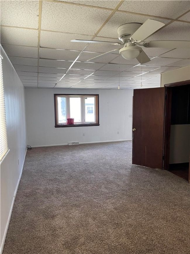 114 4 Th Ave, House other with 3 bedrooms, 2 bathrooms and 1 parking in Butler PA | Image 7