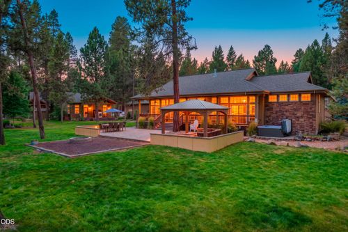 17075 Pasadena Rd, Bend, OR, 97707-2270 | Card Image