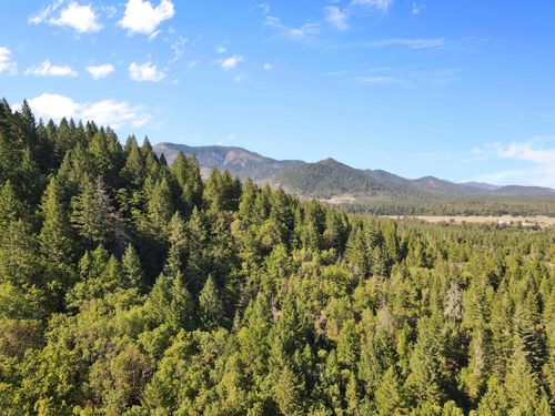 260 Warren Rd, Selma, OR, 97538-9638 | Card Image