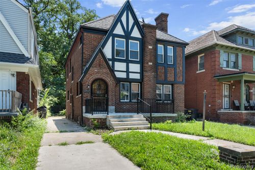 2717 Burlingame St, Detroit, MI, 48206-3110 | Card Image