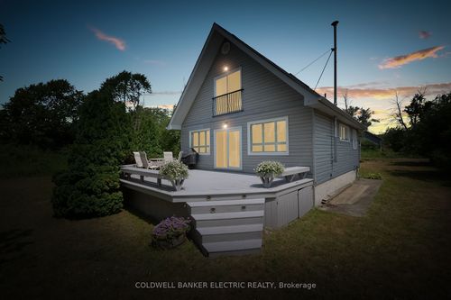 1481 Beaver Rd, Sutton West, ON, L0E1R0 | Card Image