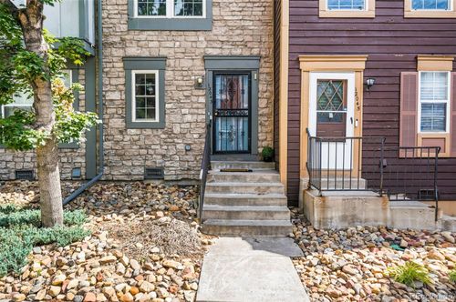 12043 E Hoye Dr, Aurora, CO, 80012-3295 | Card Image