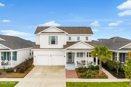 2013 Warbler St, Panama City, FL, 32405-2288 | Card Image