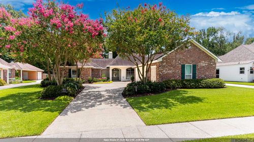 10327 Rustic Oak Dr, Baton Rouge, LA, 70810-4758 | Card Image