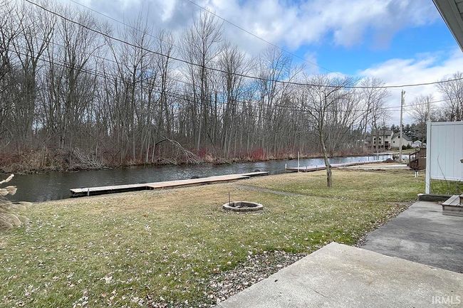 11393 Ne Wawasee Dr, House other with 3 bedrooms, 2 bathrooms and null parking in Syracuse IN | Image 5