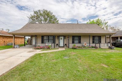 103 Anna St, House other with 3 bedrooms, 2 bathrooms and null parking in Donaldsonville LA | Image 1