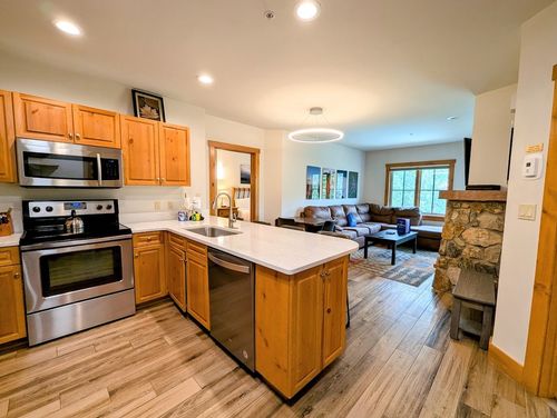 8607-135 Dercum Dr, KEYSTONE, CO, 80435-7776 | Card Image