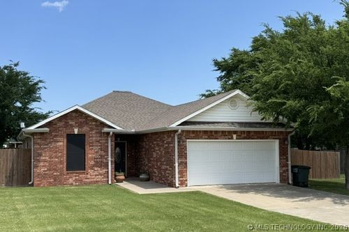 502 Brentain Ln, Madill, OK, 73446-2296 | Card Image