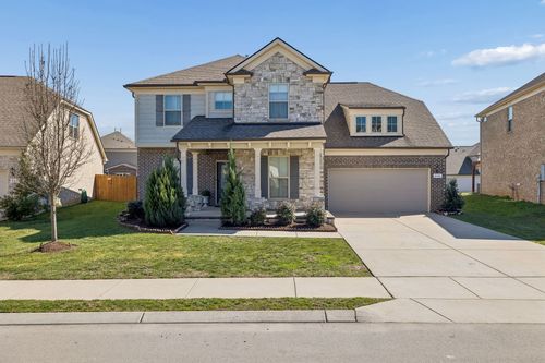 606 Rumsford Ln, Mount Juliet, TN, 37122-1020 | Card Image