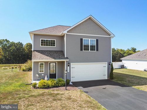 104 Rappahannock Run, FALLING WATERS, WV, 25419-1670 | Card Image