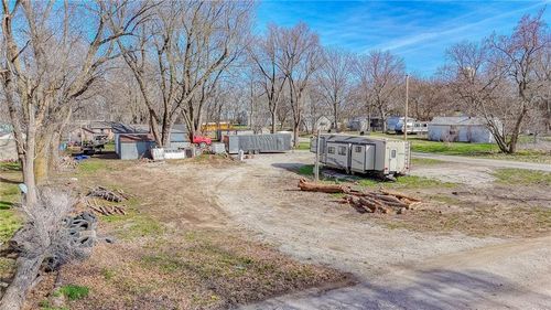 608 W Heth St, Mayview, MO, 64071-7135 | Card Image