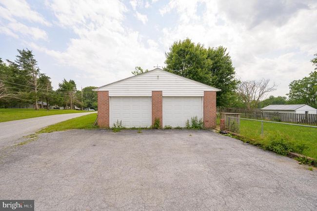 3208 Old Leetown Pike, House other with 3 bedrooms, 2 bathrooms and null parking in RANSON WV | Image 44