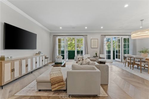 apt-202-11500 San Vicente Blvd, Los Angeles, CA, 90049-6221 | Card Image