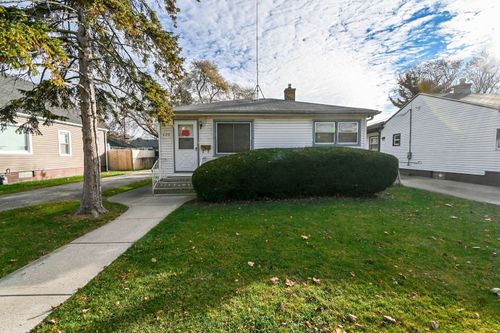629 S Fulton Ave, Waukegan, IL, 60085-7246 | Card Image