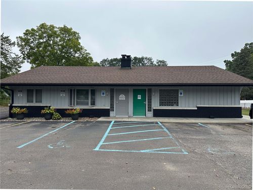 500 Linn St, Allegan, MI, 49010-1581 | Card Image