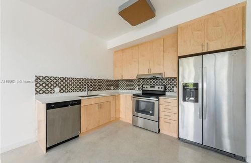 apt-301-761 Nw 1st St, Miami, FL, 33128-1478 | Card Image