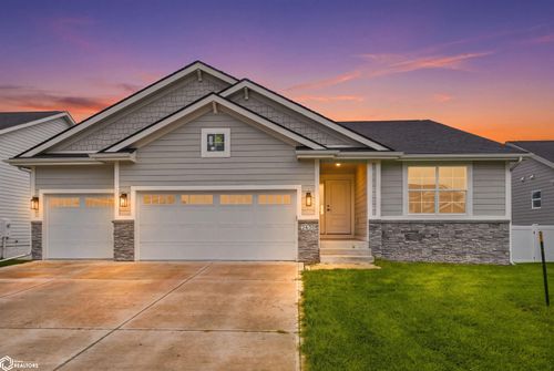 2430 Se 5th St, West Des Moines, IA, 50265-3650 | Card Image