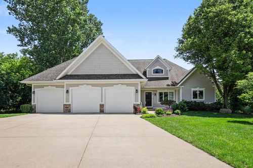 18-3404 Glenstone Ct Se, Grand Rapids, MI, 49546-9156 | Card Image